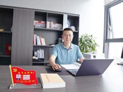 羅春發(fā) 羅春發(fā)